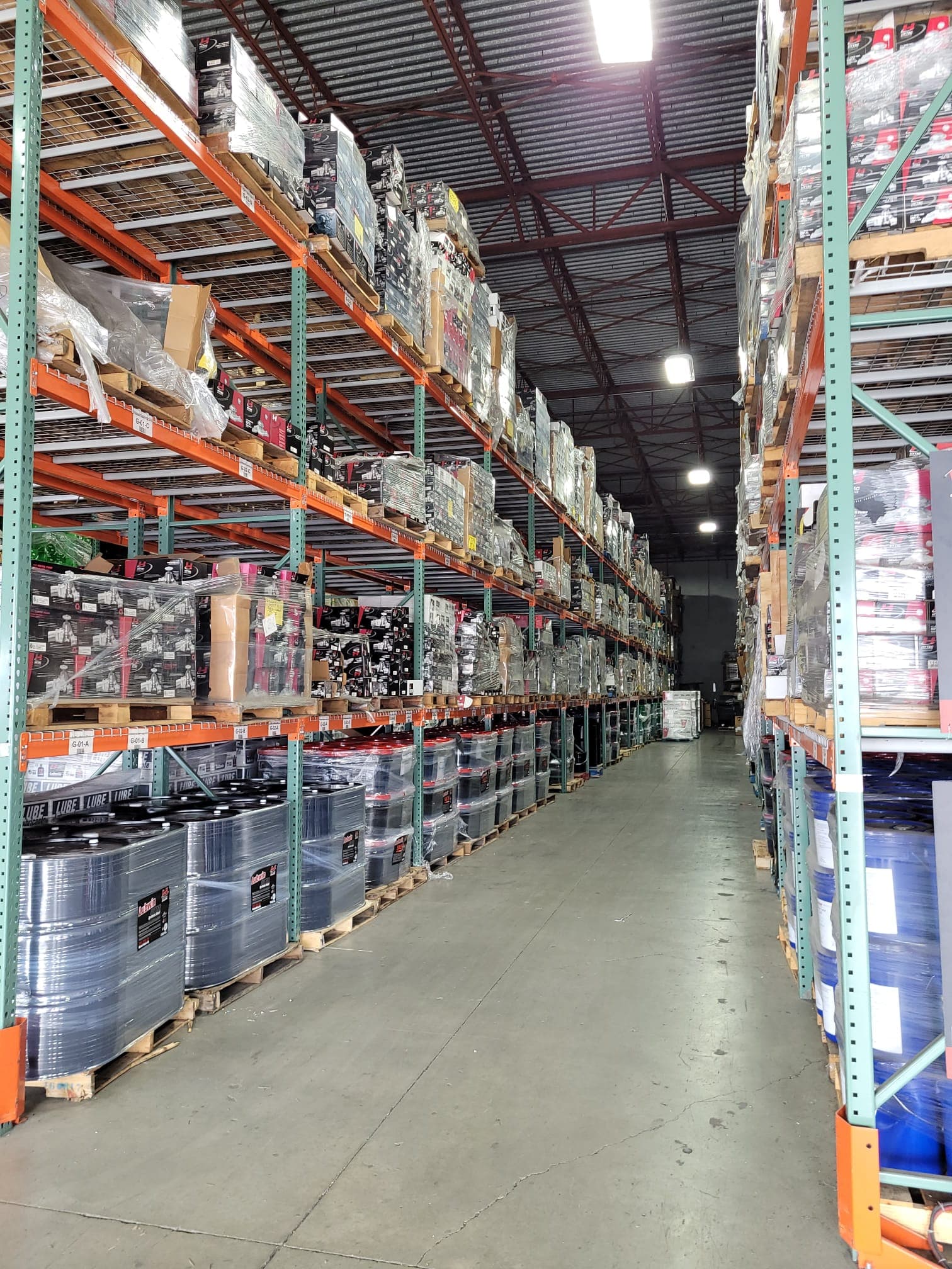 Almacén Hytec Automotive Group en Miami